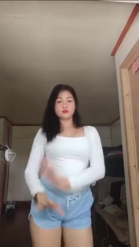 c2a151b1-8ba9-4507-a008-83d07c03ea63.mp4